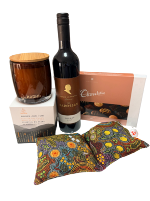 Winter Warmth Shiraz Gift Box